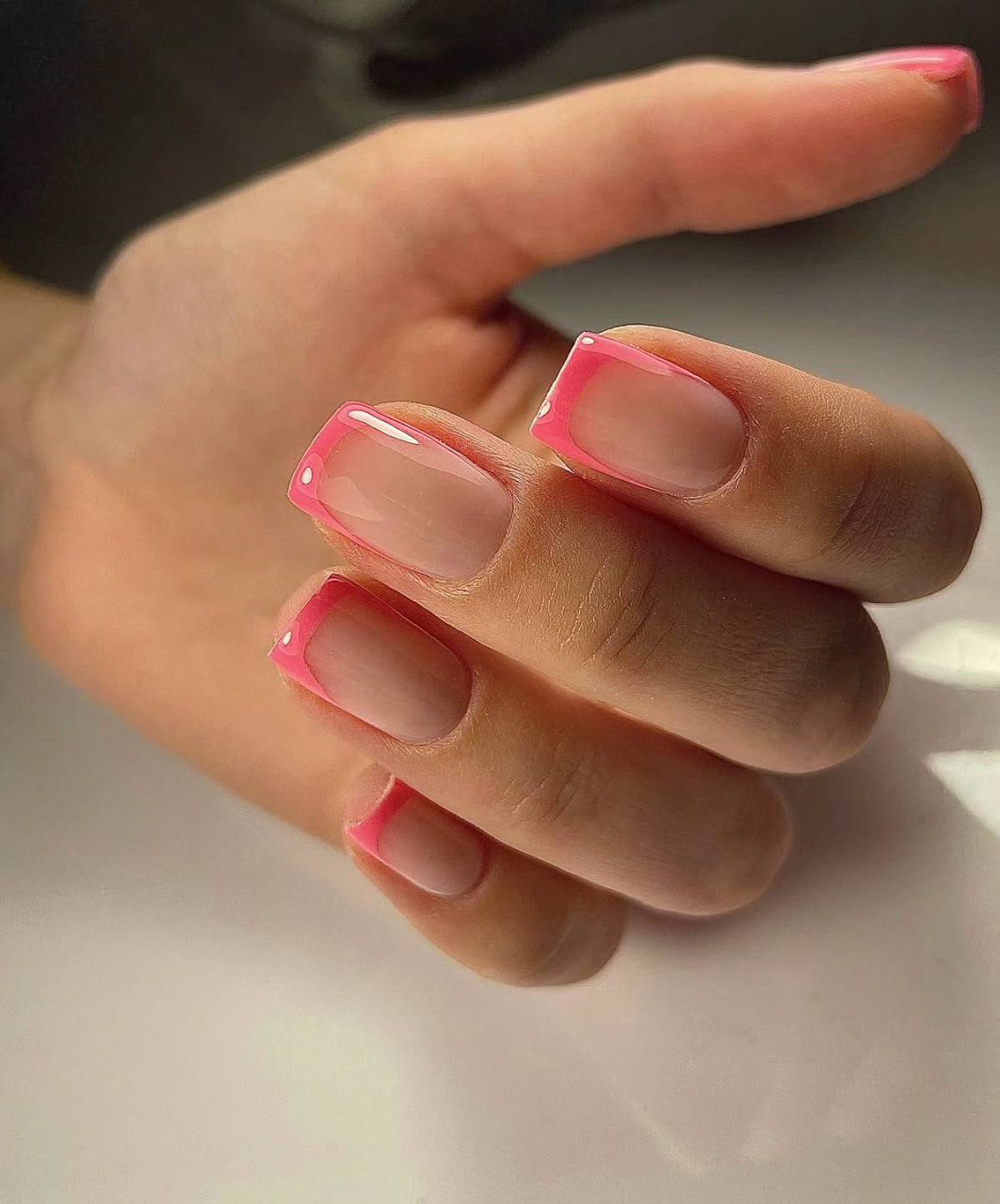 Маникюр и педикюр 3