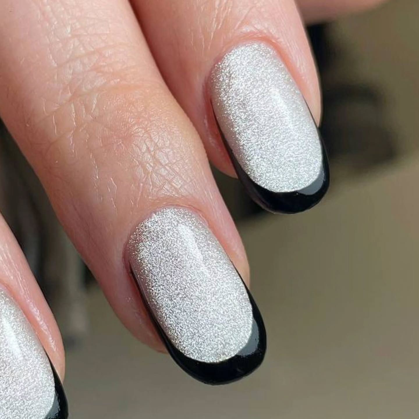 Маникюр и педикюр 19